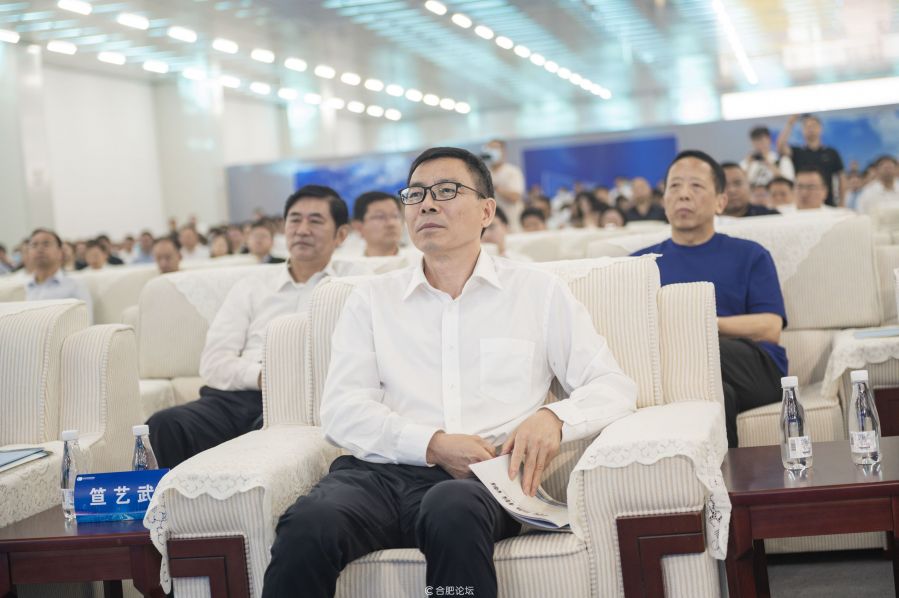 笪艺武.jpg