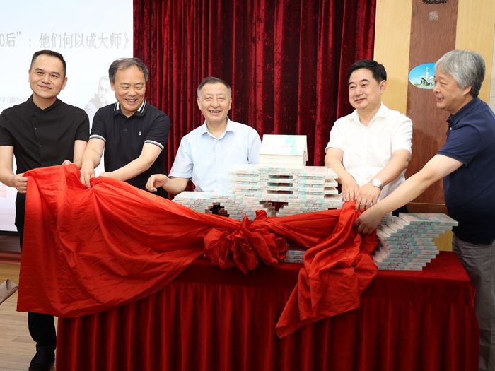 发布会现场2 高斌摄.jpg